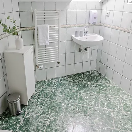 Ronox 3* Česká Skalice